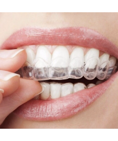 Formičky pro bělení či proti skřípání zubů